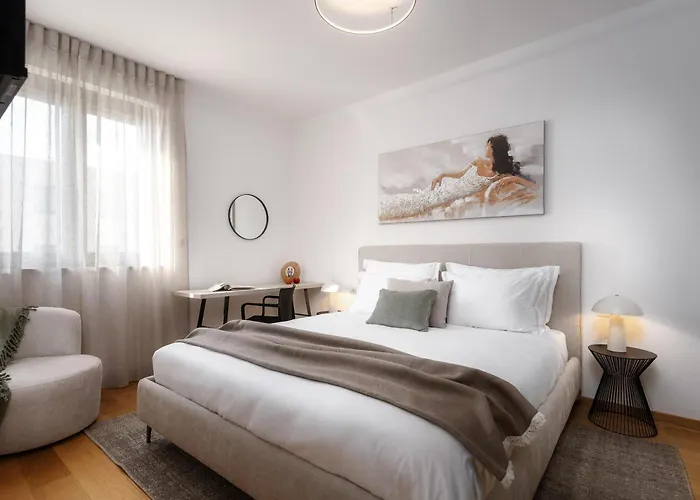 Premium My Way With Panoramic Balcony *